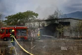 Saint-Paul : incendies en séries à proximité de la quatre voies, la dépendance d'une maison partie en fumée