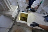 Photo diffuséele 11 juillet 2019 montrant l'ouverture de l'une des tombes de deux princesses inhumées au XIXe dans le cimetière teutonique du Vatican