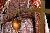 L'archevêque syro-catholique de Mossoul Yohanna Petros Mouche célèbre la messe dans l'église de l'Immaculée Conception le 30 octobre 2016 à Qaraqosh, à 30 kms de Mossoul