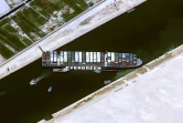 Vue aérienne du porte-conteneurs Ever Given bloquant le canal de Suez, le 25 mars 2021 en Egypte