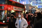 Sur Regent Street, dans le centre de Londres, à la veille de l'entrée en vigueur de nouvelles restrictions le 15 décembre 2020