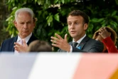 Le ministre chargé des PME Alain Griset au côté d'Emmanuel Macron le 2 juillet 2021 à Paris