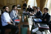 Les dirigeants de l'Unef, Sacha Feierabend et William Martinet, reçus par Myriam El Khomri, Manuel Valls et Emmanuel Macron le 11 mars 2016 à Matignon à Paris