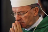 Le nonce apostolique Luigi Ventura, ambassadeur du Vatican en France, le 7 novembre 2010 lors d'une messe à Lourdes (France)
