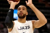 L'intérieur français du Utah Jazz Rudy Gobert à l'échauffement avant une rencontre de saison régulière NBA contre les Los Angeles Lakers à Salt Lake City le 4 décembre 2019. 