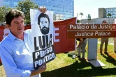 Manifestation en soutien à l'ancien président du Brésil Luiz Inacio Lula da Silva, devant le ministère de la Justice, à Brasilia, le 10 juin 2019