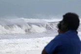 Dimanche 12 Février 2012

Cyclone Giovanna  houle dans le nord est de l'île