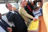 Dimanche 1er avril 2012 - François Hollande, candidat du PS pour la présidentielle, visite la ferme photovoltaïque du Gol à Saint-Louis (Photo www.image-reunion.re)