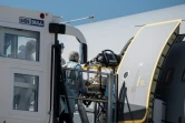Embarquement d'un patient atteint de Covid-19 dans l'A330 de l'armée de l'air le 31 mars 2020 à Bâle-Mulhouse