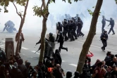 Affrontement entre policiers et manifestants contre la loi travail à Paris, le 14 juin 2016