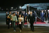 Le président Vladimir Poutine accueille les prisonniers russes libérés par les pays occidentaux, le 1er août 2024 à l'aéroport moscovite de Vnoukovo