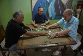 Des descendants de Chinois jouent au mah-jong dans un foyer de retraités à La Havane, le 15 février 2019 à Cuba