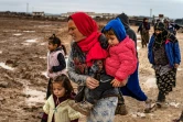 Des femmes et des enfants dans un camp de déplacés près de la ville de Hassaké dans le nord-est de la Syrie, le 17 février 2020
