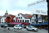 Un panneau indique la direction du musée du pétrole, à Stavanger, le 12 novembre 2015