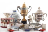 Des trophées et souvenirs personnels de la star déchue du tennis allemand Boris Becker seront vendus aux enchères en ligne à partir de lundi par la maison britannique Wyles Hardy