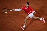 Le Serbe Novak Djokovic, face à l'Espagnol Rafael Nadal, lors de la finale du tournoi de Roland Garros, le 11 octobre 2020 à Paris