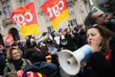 Des manifestants et membres de la CGT participent à une journée d'action contre la nouvelle réforme des retraites, organisée devant l'hôtel de ville de Saint-Denis, au nord de Paris, le 18 avril 2023