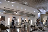 Au salon de beauté Men's à Islamabad, le 12 octobre 2017