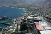 Vue aérienne du site industriel abritant des unités de production d'électricité au charbon du groupe français Engie, aujourd'hui fermées, à Tocopilla, dans la région d'Antofagasta, le 24 janvier 2024 au Chili