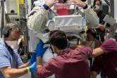 Photo fournie par la Nasa le 27 juillet 2020 datant du 19 juin 2020, montrant l'astronaute  Thomas Pesquet lors d'une séance d'entrainement au centre spatial de Houston pour son prochain vol à bord de la capsule Crew Dragon de Space X