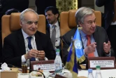 Le secrétaire général de l'ONU Antonio Guterres (D) et l'envoyé spécial des Nations unies pour la Libye, Ghassan Salame (G), le 30 mars 2019 à Tunis
