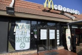 Devant le McDonald's Saint-Barthelemy, en grève depuis le début du mois d'août, à Marseille, le 24 août 2018