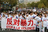 Des membres de la communauté chinoise manifestent pour réclamer "la sécurité pour tous" et dénoncer le "racisme anti-asiatique", le 4 septembre 2016 à Paris 