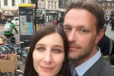 Christine Delcros et son compagnon Xavier Thomas à Borough High Street, près du London Bridge, lors d'une visite de Londres, le 2 juin 2016