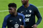 Les défenseurs de l'équipe de France Samuel Umtiti (g) et Eliaquim Mangala lors d'une séance d'entraînement à Clairefontaine, le 6 juin 2016