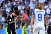 L'attaquant vedette de l'Argentine Lionel Messi dépité à la fin du match contre l'Islande au Mondial, le 16 juin 2018 à Moscou
