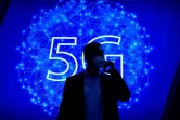 Le logo 5G au salon mondial du mobile, le 28 février 2022 à Barcelone
