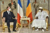 Le Premier ministre Jean Castex avec le président tchadien Idriss Deby à Amdjarass, dans l'est du pays, le 31 décembre 2020