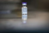 Un flacon du vaccin Pfizer/BioNTech à un centre de vaccination à Nantes, le 9 avril 2021