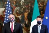 Le secrétaire d'Etat américain Mike Pompeo rencontre le Premier ministre italien Giuseppe Conte à Rome le 30 septembre 2020