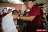 Lundi 18 Août 2008

Gillot arrivé des moines tibétains