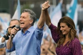 Le président argentin Mauricio Macri et sa femme Juliana Awada lors d'une cérémonie d'adieu, le 7 décembre 2019 à Buenos Aires