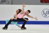 Les Français Gabriella Papadakis et Guillaume Cizeron lors de la danse rythmique de l'Euro de patinage artistique, à Graz en Autriche, le 23 janvier 2020