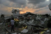 Coucher de soleil sur l'une des villes les plus touchées par le tremblement de terre en Equateur, Pedernales, le 17 avril 2016