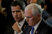 L'opposant vénézuélien Juan Guaido (g) et le vice-président américain Mike Pence (d), le 25 février 2019 à Bogota, en Colombie