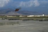 Un hélicoptère de l'armée nationale afghane (ANA) décolle de la base de Bagram, au nord de Kaboul, le 5 juillet 2021