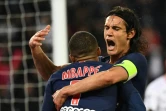 Les joueurs du PSG Edinson Cavani et Kylian Mbappé buteurs lors de la victoire sur Dijon 4-0 en avant dernière journée de L1 le 18 mai 2019
