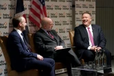 Le chef de la diplomatie américaine Mike Pompeo (D) avec son homologue britannique Dominic Raab (G) le 30 janvier 2020 à Londres