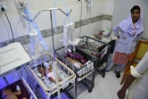 Un service hospitalier pédiatrique à Mithi au Pakistan, où des bébés sont pris en charge pour malnutrition, le 25 mai 2018