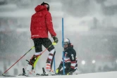 Levés tôt, sale météo, retour au dodo, les skieurs face au report du slalom de Val d'Isère