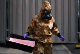 Un enquêteur portant une protection à Amesbury, dans le sud de l'Angleterre, le 6 juillet 2018, après la contamination d'un couple à l'agent innervant Novitchok