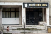 La devanture d'une banque à Veles, le 12 juillet 2018