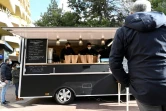 Le "food-truck" du chef Alexandre Mazzia à Marseille le 24 novembre 2020