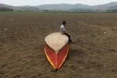 La vague de chaleur qui a frappé cette région d'Amérique centrale en 2016 et les faibles précipitations, qui empêchent deux rivières de l'alimenter, ont eu raison de ce lac de 5,5 kilomètres carrés, jadis destination touristique du sud-est du pays, affectant la vie des habitants de la zone. 