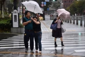 Dans une rue de Tokyo à l'approche du typhon Hagibis, le 12 octobre 2019