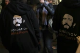 Des bénévoles de la Fondation Abbé Pierre à Paris le 6 décembre 2017 